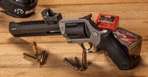 taurus raging hunter 460 vs s&w 460